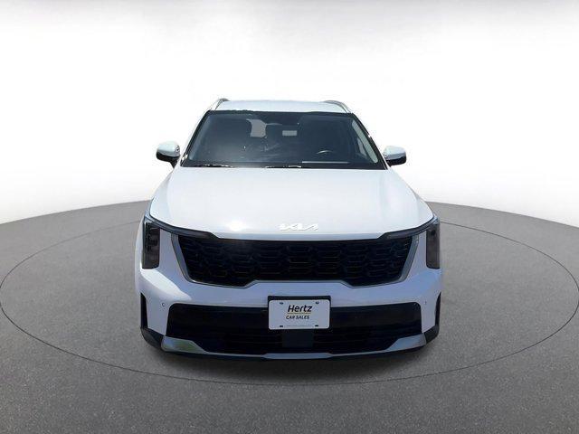 used 2024 Kia Sorento car, priced at $28,570