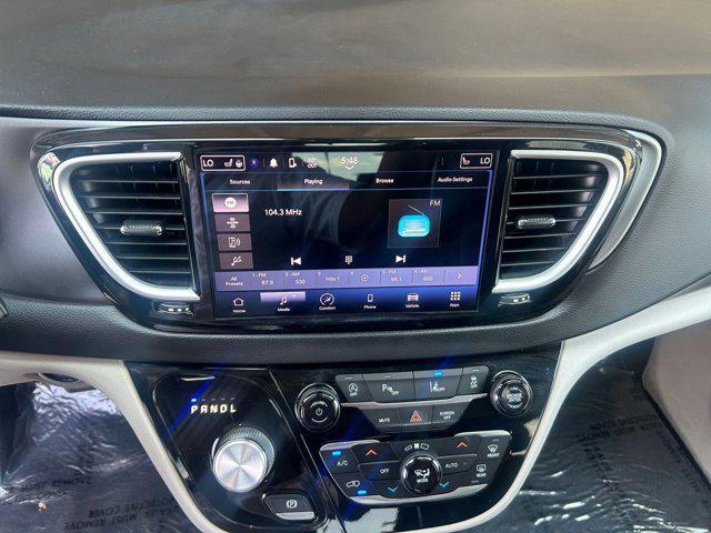used 2022 Chrysler Pacifica car, priced at $20,617
