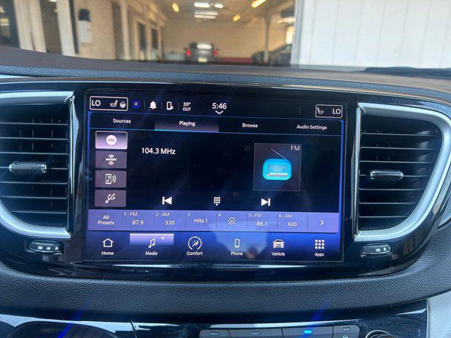 used 2022 Chrysler Pacifica car, priced at $20,617