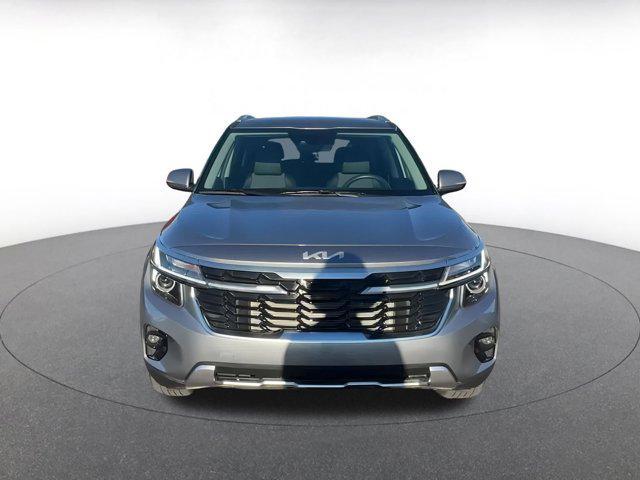 used 2025 Kia Seltos car, priced at $21,409