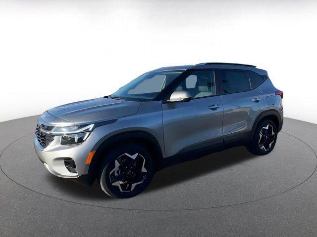 used 2025 Kia Seltos car, priced at $21,409