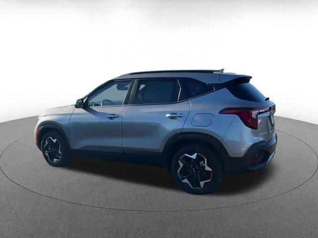 used 2025 Kia Seltos car, priced at $21,409