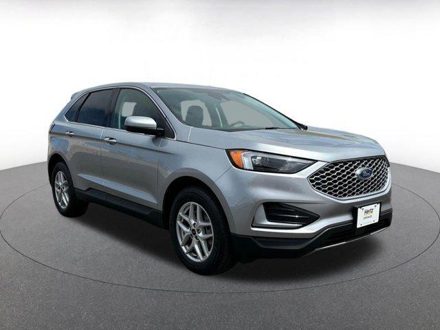 used 2024 Ford Edge car, priced at $22,978