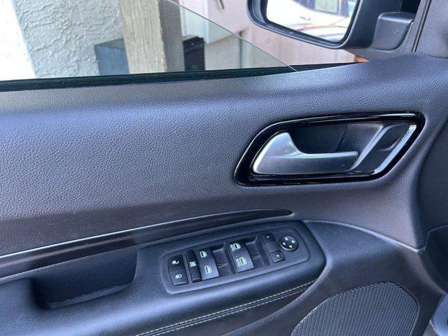 used 2023 Dodge Durango car, priced at $26,154