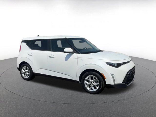 used 2024 Kia Soul car, priced at $18,349