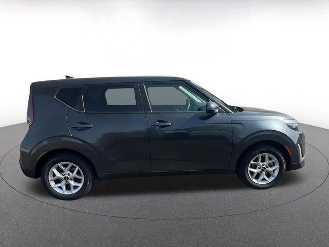 used 2024 Kia Soul car, priced at $18,422