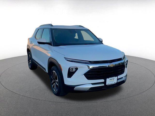 used 2025 Chevrolet TrailBlazer car, priced at $20,977
