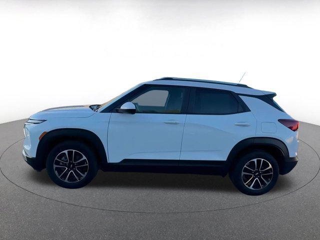 used 2025 Chevrolet TrailBlazer car, priced at $20,977