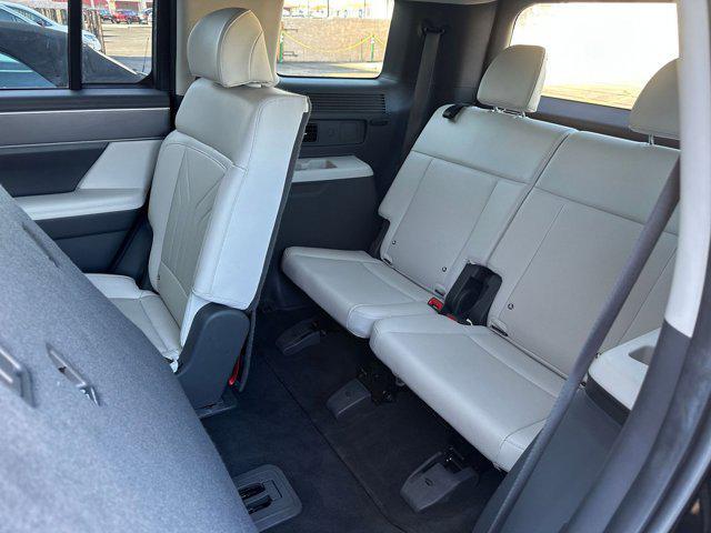 used 2024 Hyundai Santa Fe car, priced at $31,280