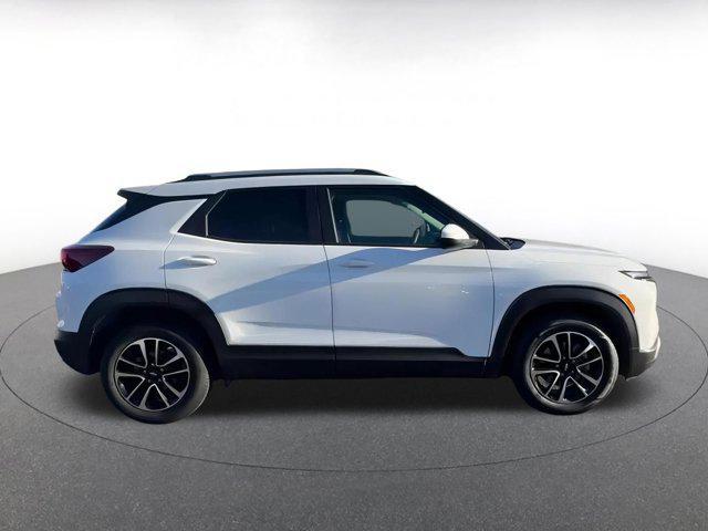 used 2025 Chevrolet TrailBlazer car, priced at $21,039