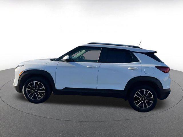used 2025 Chevrolet TrailBlazer car, priced at $21,039
