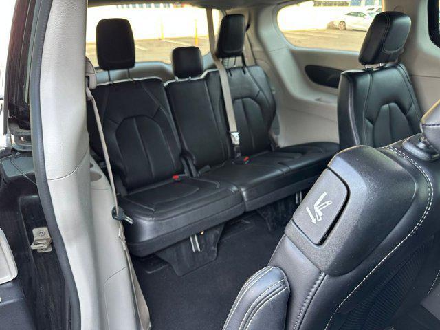 used 2024 Chrysler Pacifica car, priced at $29,887