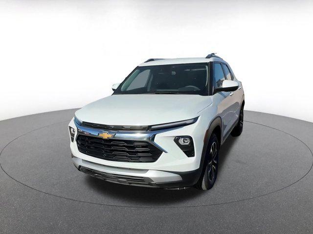 used 2025 Chevrolet TrailBlazer car, priced at $21,064