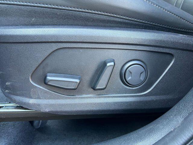 used 2024 Kia Sorento car, priced at $29,640