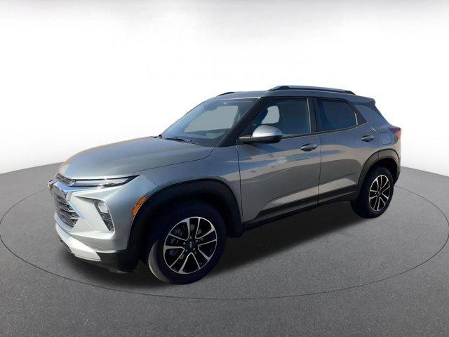 used 2025 Chevrolet TrailBlazer car, priced at $21,171