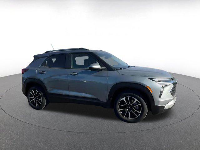 used 2025 Chevrolet TrailBlazer car, priced at $21,171