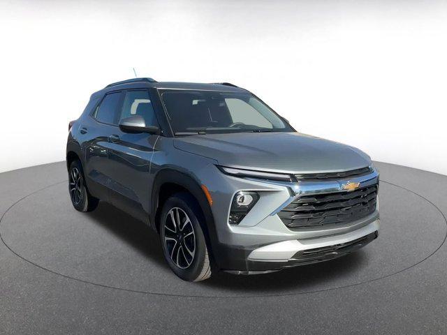 used 2025 Chevrolet TrailBlazer car, priced at $21,171