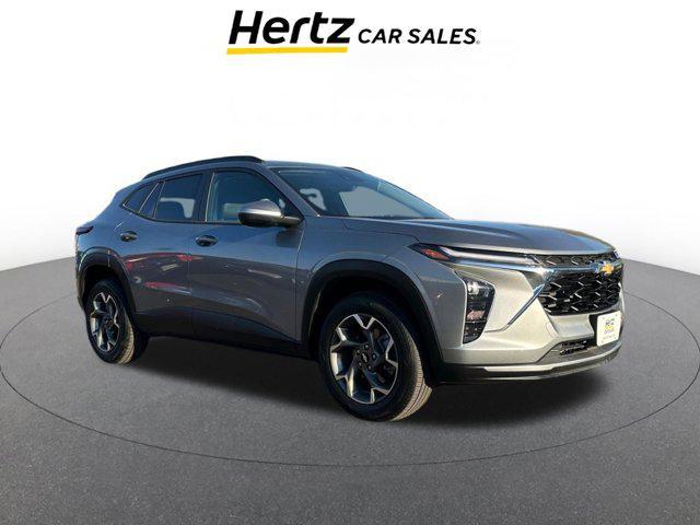 used 2025 Chevrolet Trax car, priced at $20,390