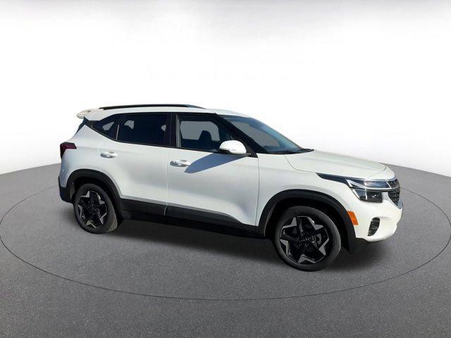 used 2025 Kia Seltos car, priced at $21,367