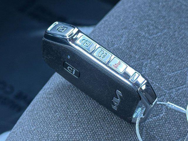 used 2025 Kia Seltos car, priced at $21,367