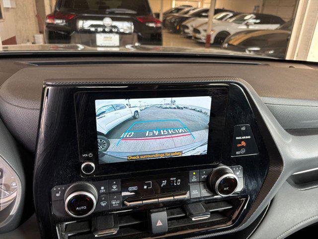 used 2024 Toyota Highlander car, priced at $40,456