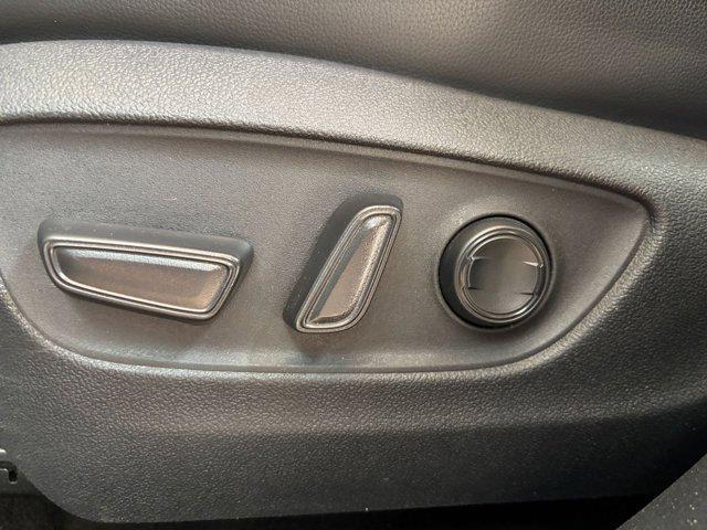 used 2024 Toyota Highlander car, priced at $40,456