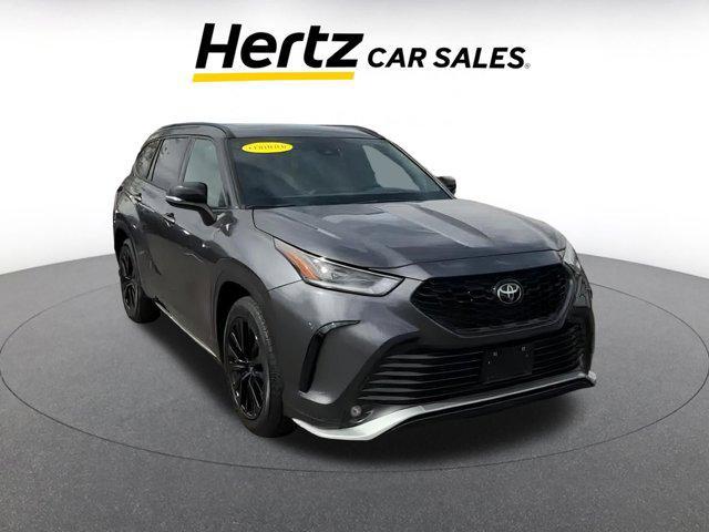 used 2024 Toyota Highlander car, priced at $40,456