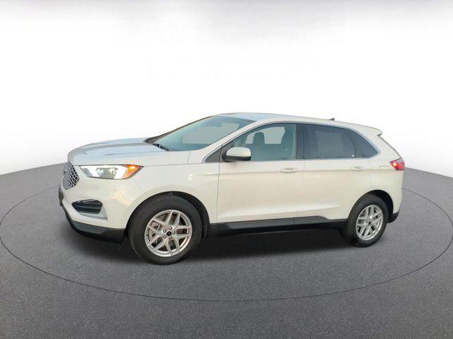 used 2024 Ford Edge car, priced at $23,580