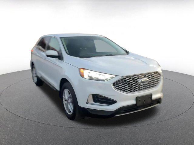 used 2024 Ford Edge car, priced at $23,580
