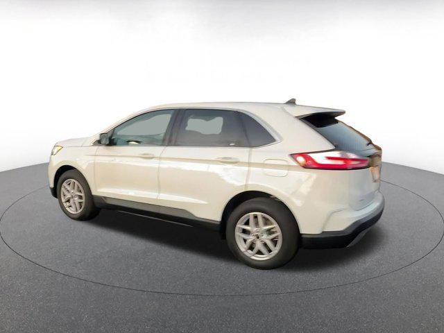 used 2024 Ford Edge car, priced at $23,580