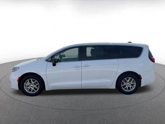 used 2024 Chrysler Pacifica car, priced at $33,810