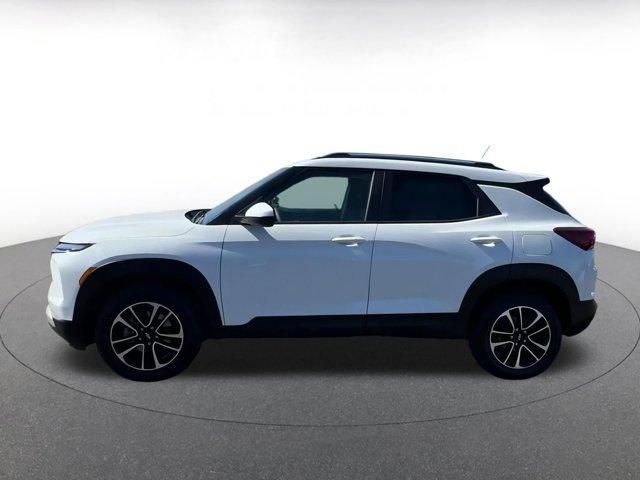 used 2025 Chevrolet TrailBlazer car, priced at $20,926