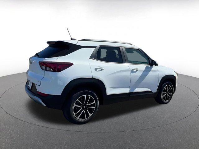 used 2025 Chevrolet TrailBlazer car, priced at $20,926