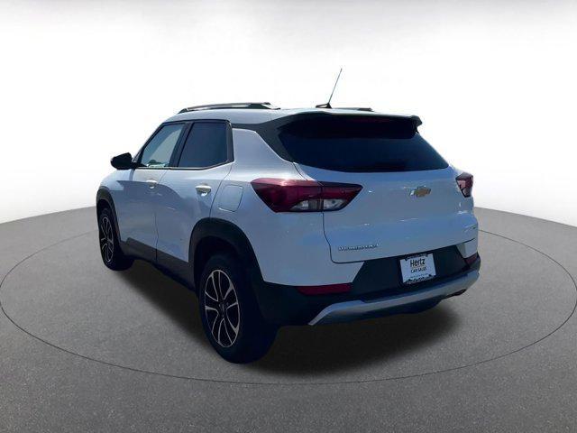 used 2025 Chevrolet TrailBlazer car, priced at $20,926