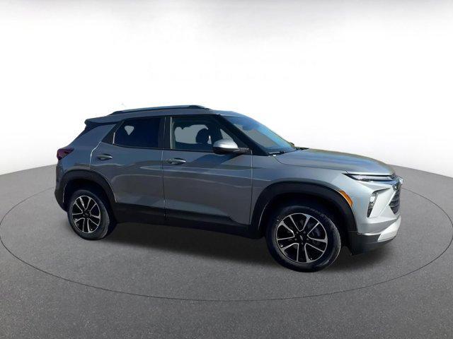 used 2025 Chevrolet TrailBlazer car, priced at $20,686