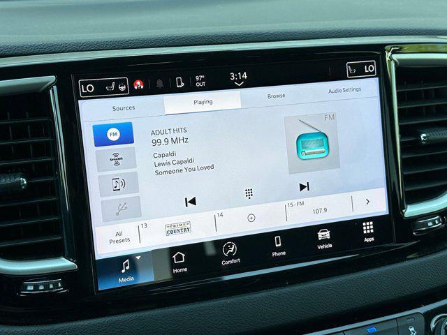used 2024 Chrysler Pacifica car, priced at $31,331