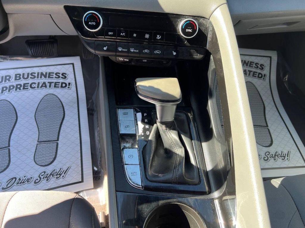 used 2022 Hyundai Elantra car, priced at $14,995