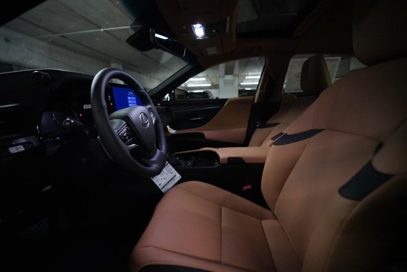new 2024 Lexus ES 300h car, priced at $50,670