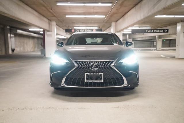 new 2025 Lexus ES 300h car, priced at $51,939