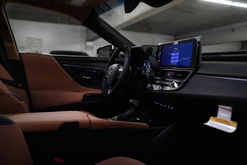 new 2024 Lexus ES 300h car, priced at $52,145