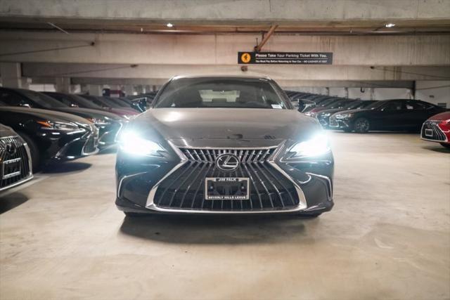 new 2025 Lexus ES 300h car, priced at $51,939