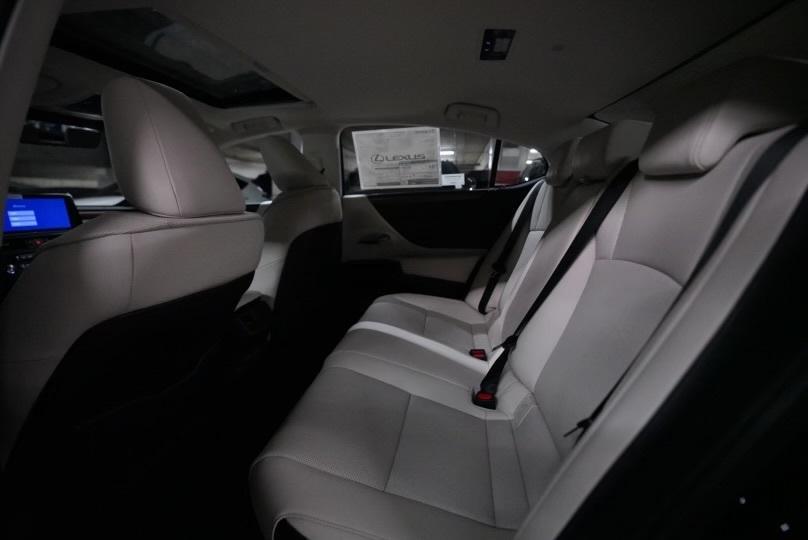 new 2024 Lexus ES 300h car, priced at $50,170