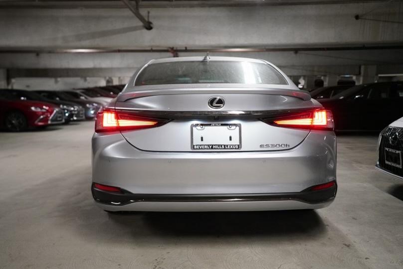 new 2024 Lexus ES 300h car, priced at $57,305