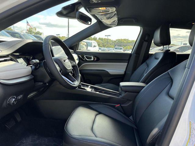 new 2025 Jeep Compass car, priced at $37,910