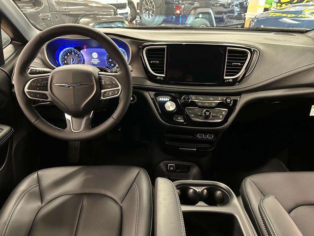 new 2025 Chrysler Pacifica car, priced at $49,035