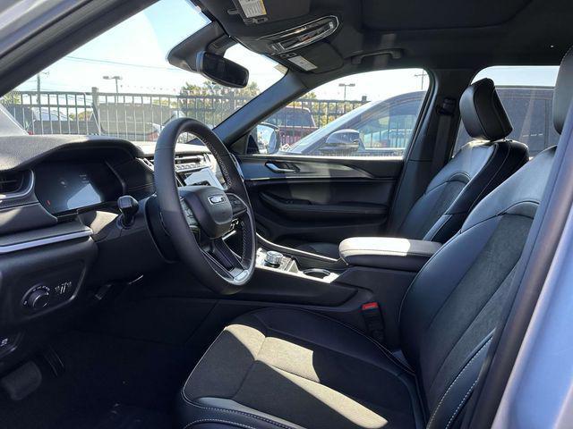 new 2025 Jeep Grand Cherokee L car, priced at $45,175