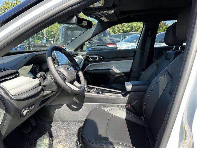 new 2025 Jeep Compass car, priced at $37,815