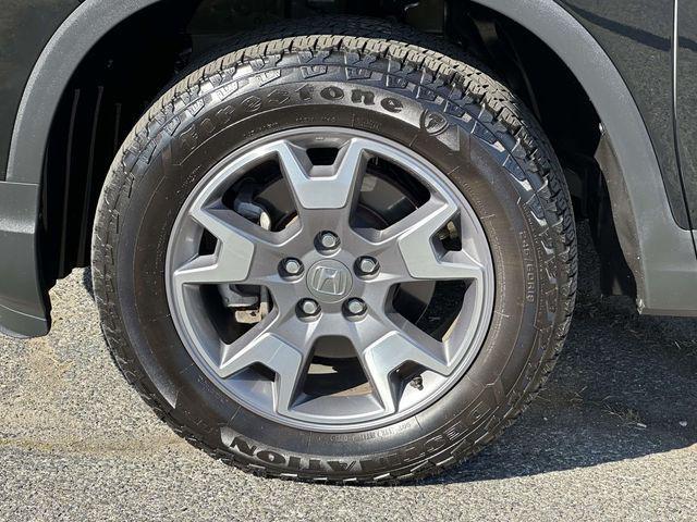 used 2022 Honda Passport car, priced at $31,694