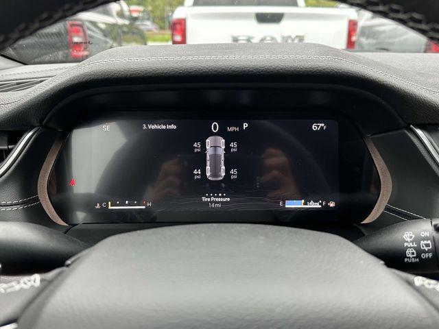 new 2025 Jeep Grand Cherokee car