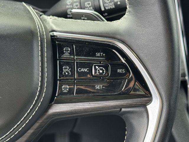 used 2022 Jeep Grand Cherokee car, priced at $37,794
